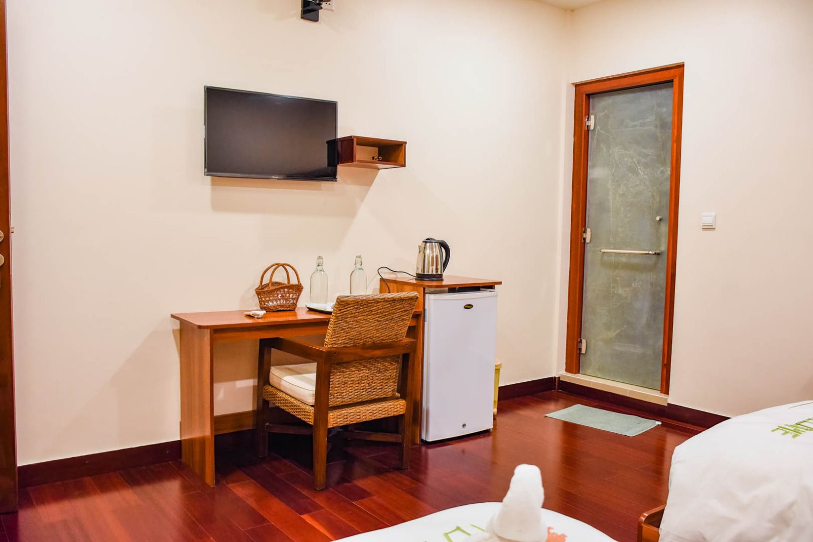 Twin Bedroom